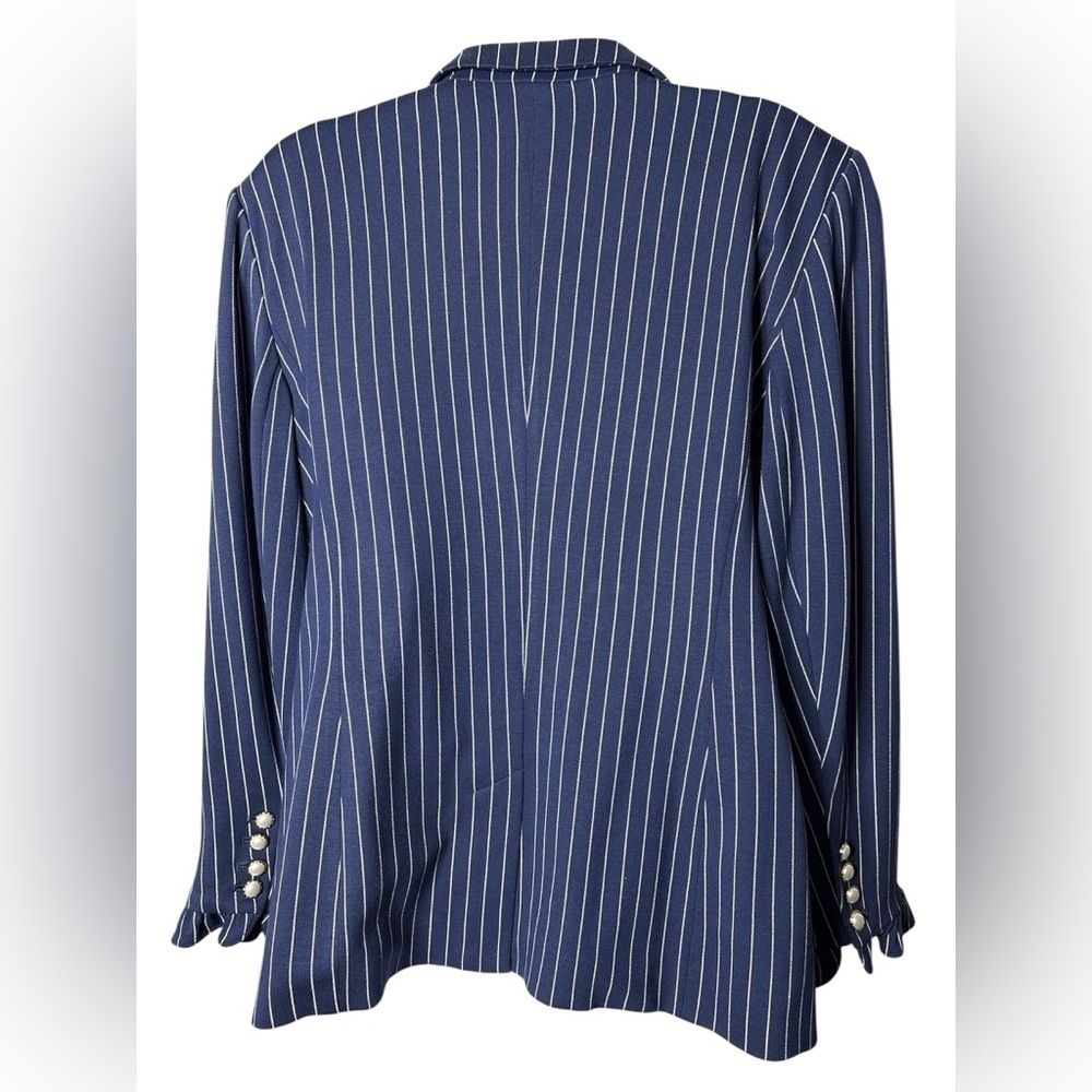NWT Chico's Navy and White Striped Blazer Women’s XLP Ruffled Cuff Pearl Buttons - Picture 3 of 10